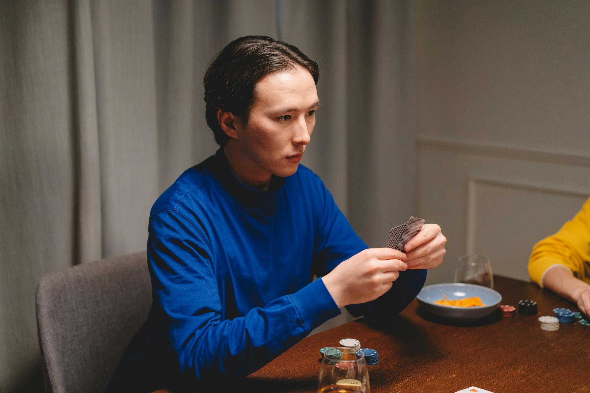 Understanding the Psychology of Gambling Behavior Effectively